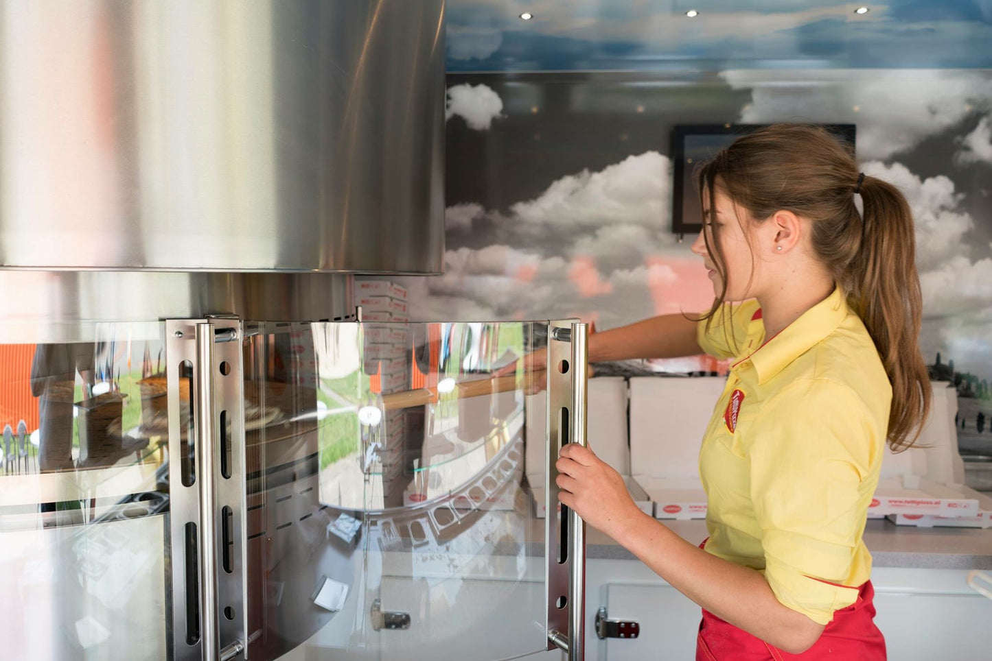 Gas Rotating Pizza Oven RP1