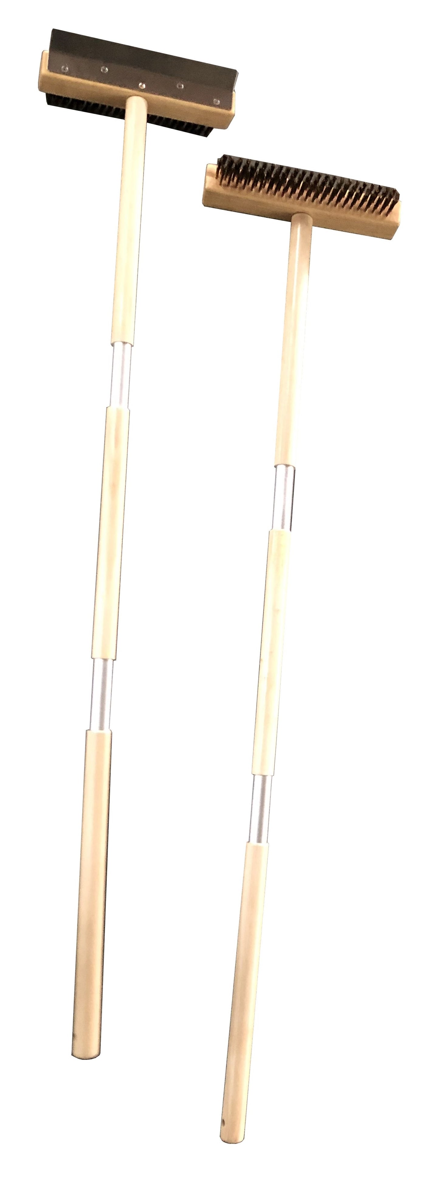 PIZZA OVEN BRUSH WITH SCRAPER AND WOODEN HANDLE 25-120