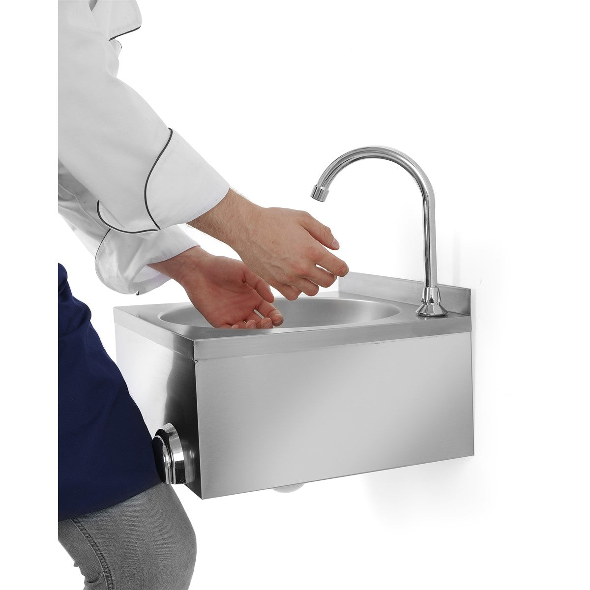 KNEE OPERATED HAND WASHBASIN