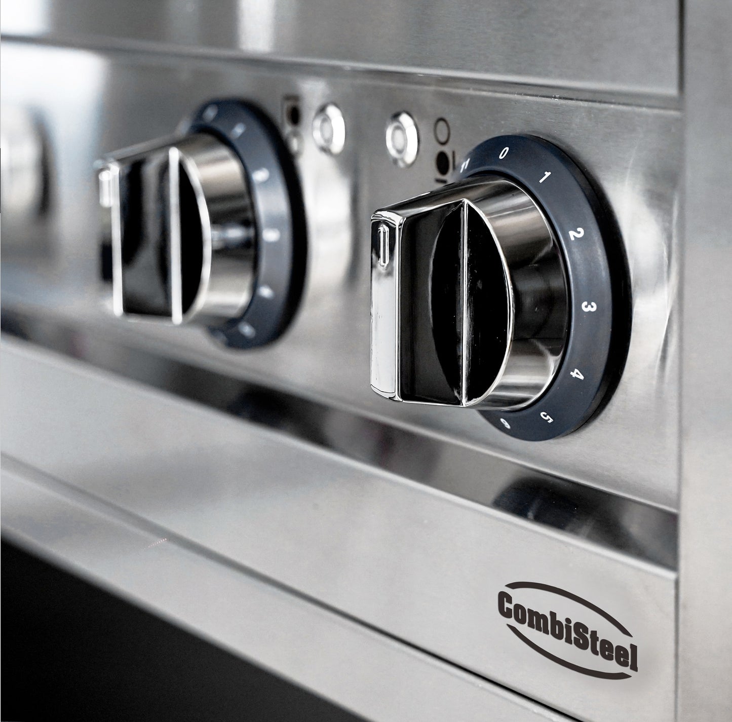 ENTRY 700 INDUCTION STOVE 4 HOBS