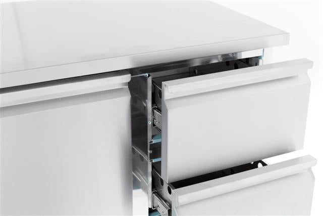 REFRIGERATED COUNTER 1 DOOR/2 DRAWERS