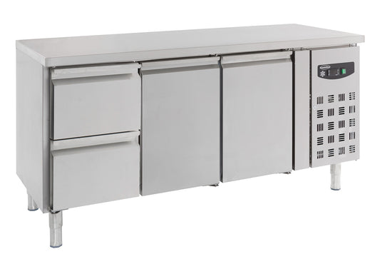 700 REFRIGERATED COUNTER 2 DOORS AND 2 DRAWERS