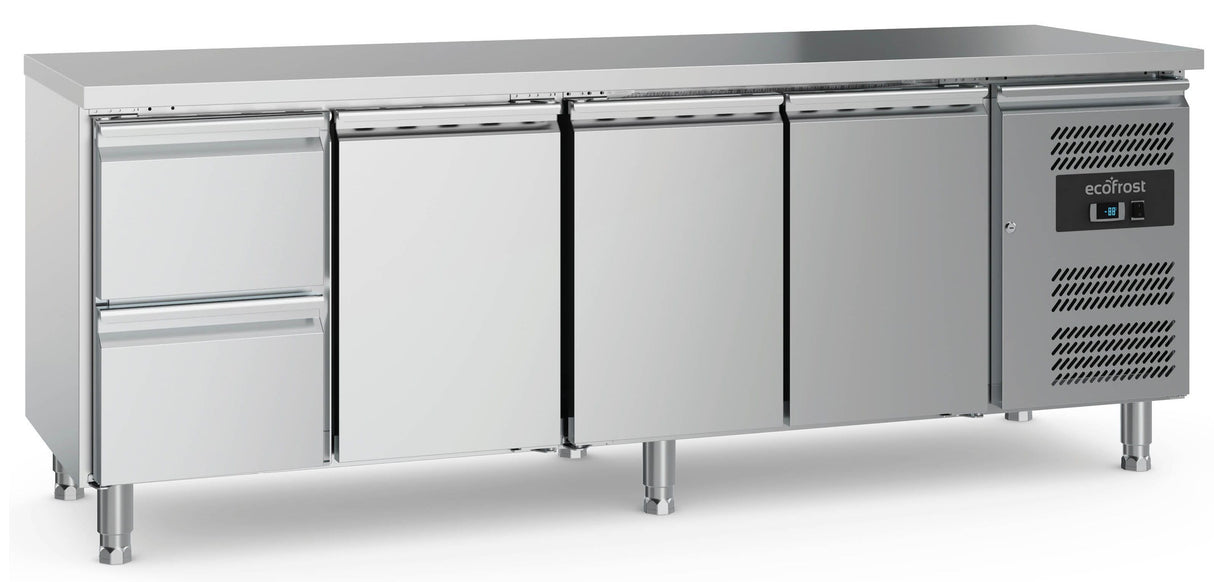 700 REFRIGERATED COUNTER 3 DOORS AND 2 DRAWERS