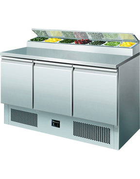   Refrigerated saladette 4x GN 1/1 - 150 mm, 3 doors GN 1/1